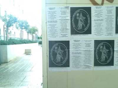 Poesie della Brigata poeti rivoluzionari in Piazza Cesare Battisti